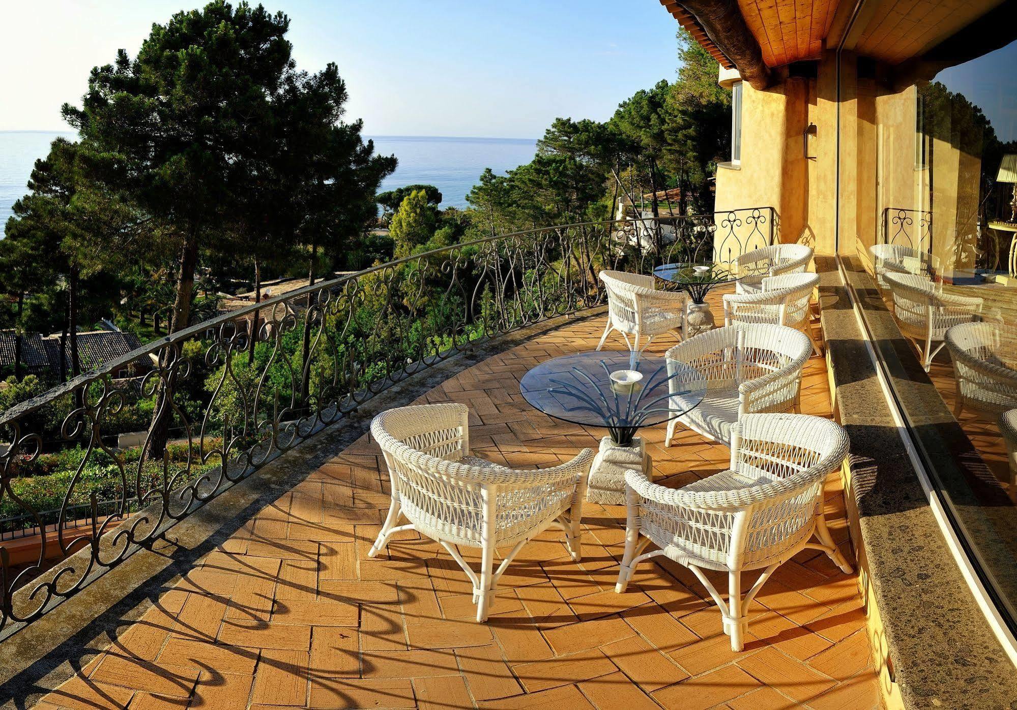 Hotel Porto Pirgos 파르겔리아 외부 사진