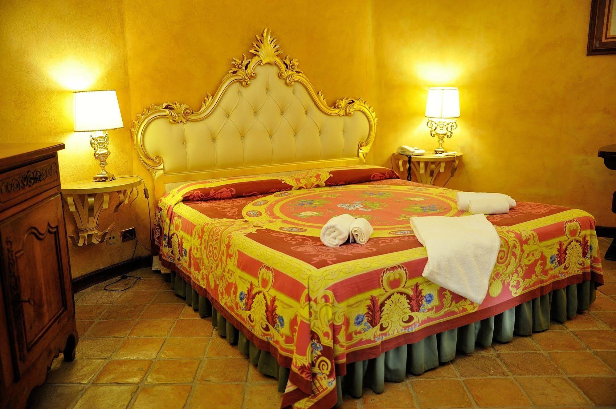 Hotel Porto Pirgos 파르겔리아 외부 사진