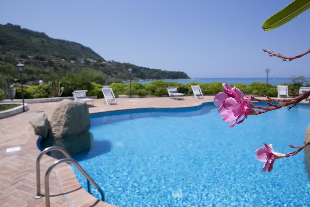 Hotel Porto Pirgos 파르겔리아 외부 사진